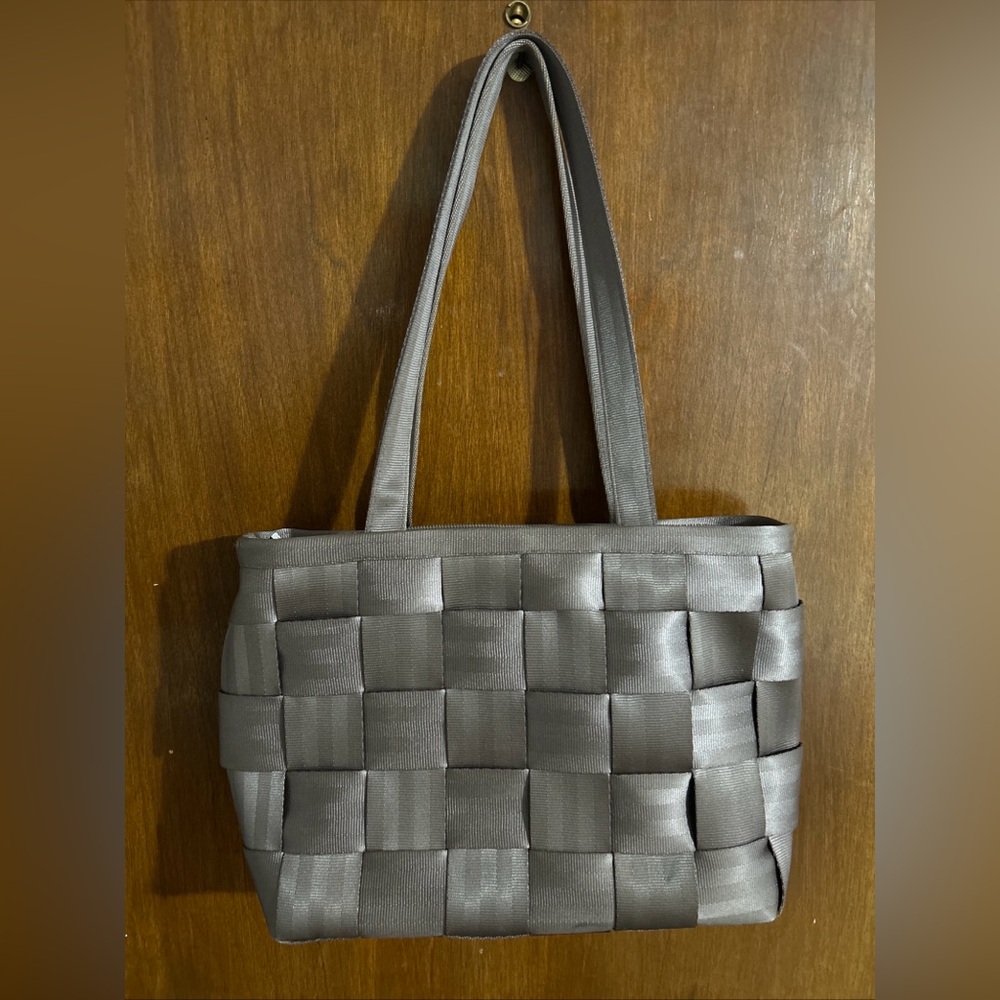 Harveys Seatbelt Shoulder Bag Brown